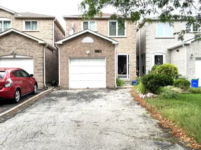 113 Stirling Crescent, Markham, On L3r 7j9