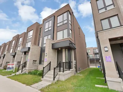 Att/Row/Townhouse in Markham