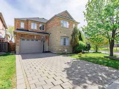 Detached in Vaughan