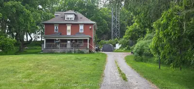 Triplex in Whitchurch-Stouffville