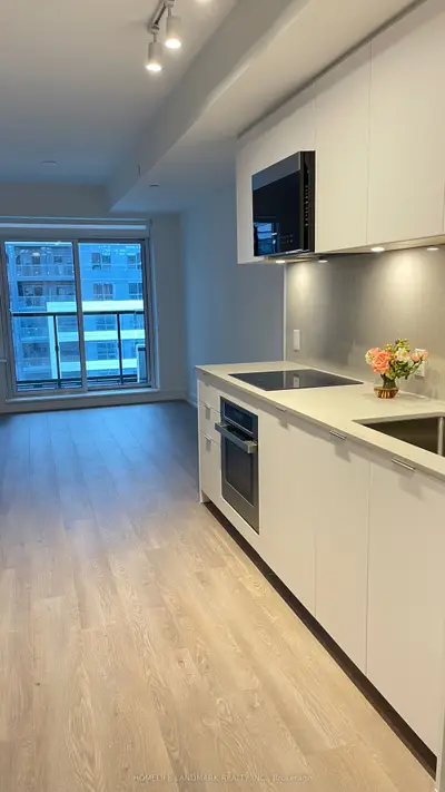 Condo Apartment in Markham