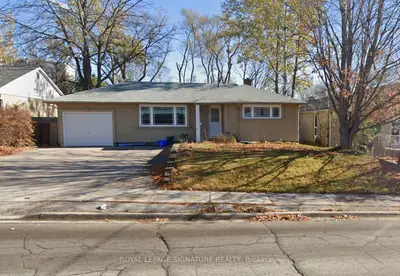 43 Parkside Drive Basement, Newmarket, On L3y 4r7