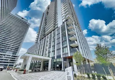Condo Apartment in Vaughan