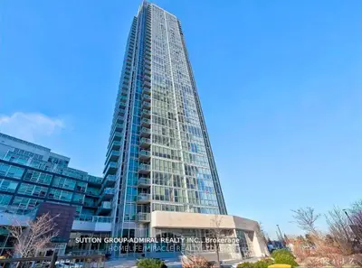 Condo Apartment in Vaughan