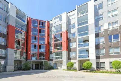 Condo Apartment in Markham