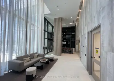Condo Apartment in Vaughan