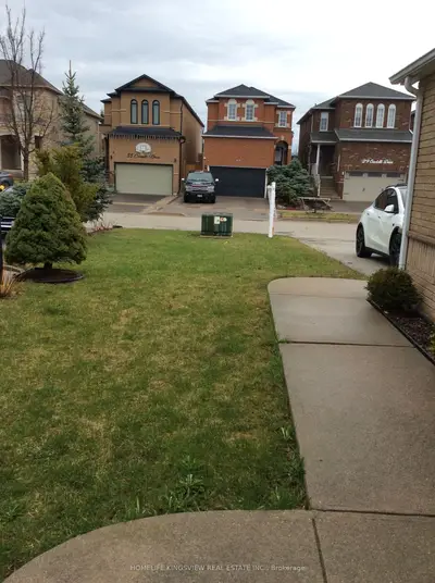 30 Condotti Drive, Vaughan, On L4h 2c8