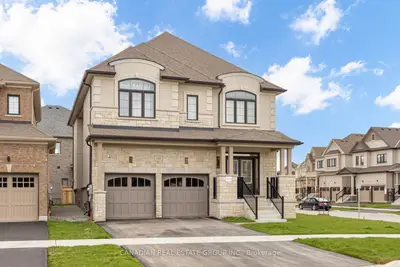141 Danny Wheeler Boulevard, Georgina, On L4p 0j4