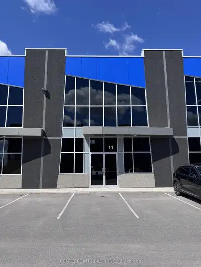 135 Addison Hall Circle 11, Aurora, On L4g 3x8
