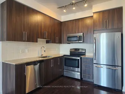 Condo Apartment in Markham