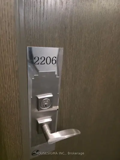 Condo Apartment in Vaughan