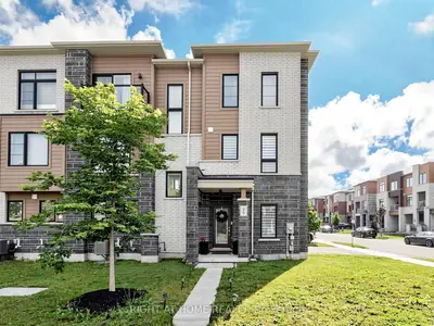 65 Allure Street, Newmarket, On L3x 0l1