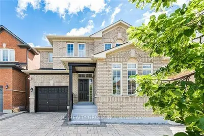 Detached in Markham