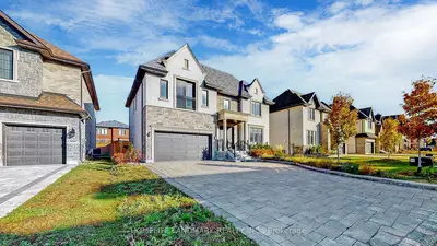 78 Fitzgerald Avenue, Markham, On L3r 4z7