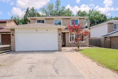 Detached in Newmarket