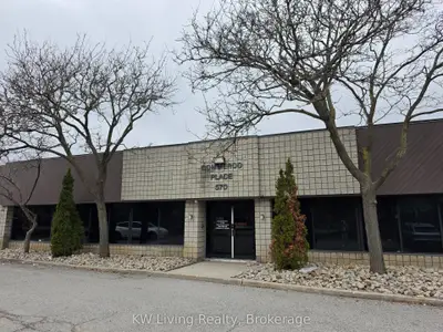 570 Hood Road 12, Markham, On L3r 4n6