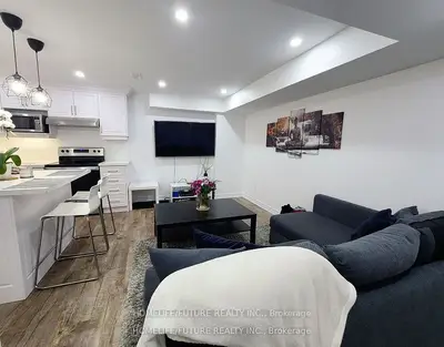 27 Edgehill Avenue Bsmt, Whitchurch-stouffville, On L4a 1h4