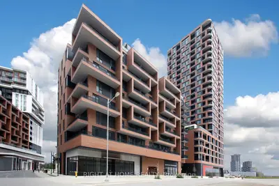 Condo Apartment in Markham