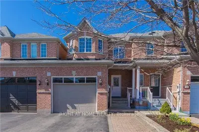 106 Novella Road, Vaughan, On L4k 5k7