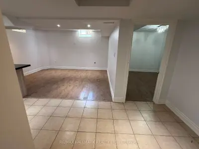 209 Old Colony Road S Basement, Richmond Hill, On L4e 5b9
