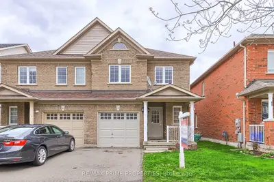Semi-Detached in Georgina