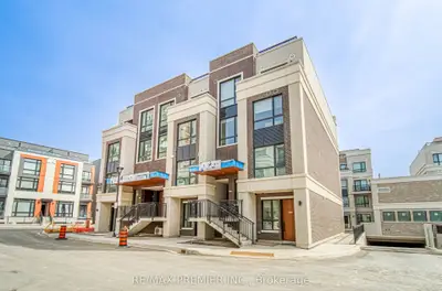 Condo Townhouse in Richmond Hill