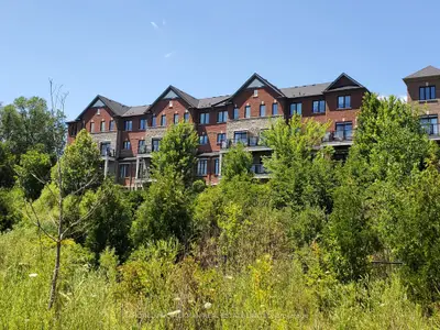 201 Pine Grove Road 405, Vaughan, On L4l 0h8