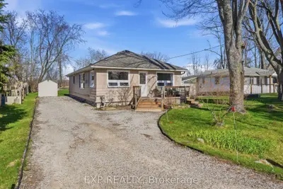 33 Isle Vista Drive, Georgina, On L0e 1n0