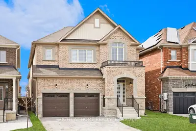46 Frederick Taylor Way, East Gwillimbury, On L0g 1m0