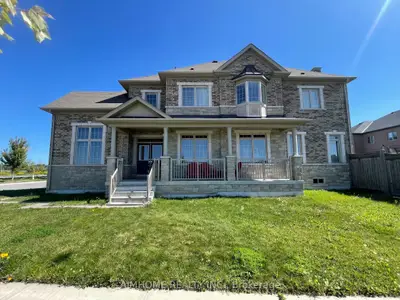 Detached in East Gwillimbury