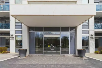 7167 Yonge Street 418, Markham, On L3t 0e1