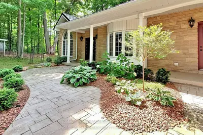 1976 FOREST VALLEY Drive, Innisfil, ON L9S 4A5