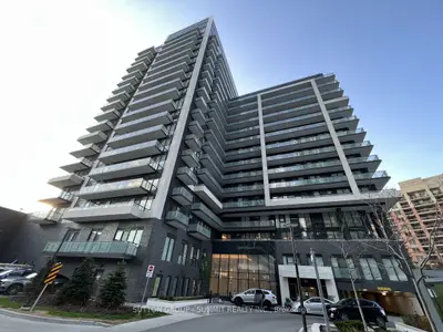 Condo Apartment in Richmond Hill