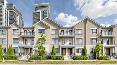 Condo Townhouse in Markham