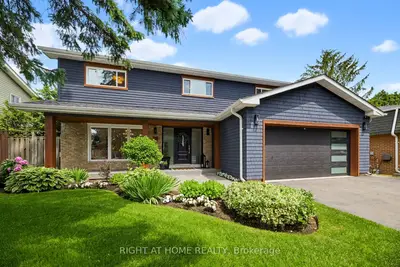 18 Oak Lea Circle, Markham, On L3p 3m5