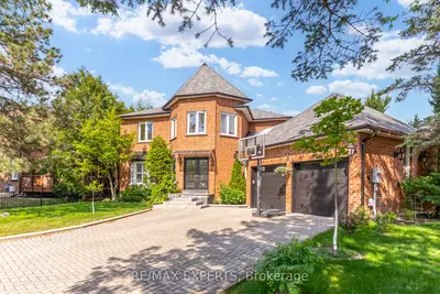 Detached in Richmond Hill