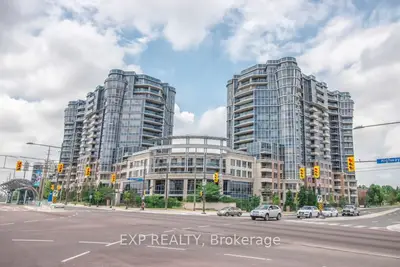 Common Element Condo in Markham