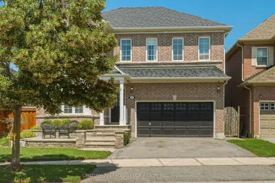 8 Haverhill Terrace, Aurora, On L4g 7r7