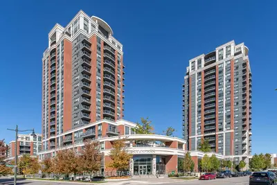 Condo Apartment in Markham