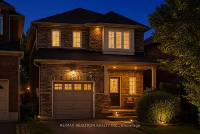 208 Penndutch Circle, Whitchurch-stouffville, On L4a 0n9
