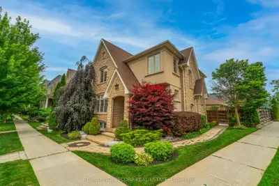 Detached in Markham