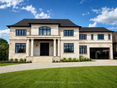 Detached in Vaughan