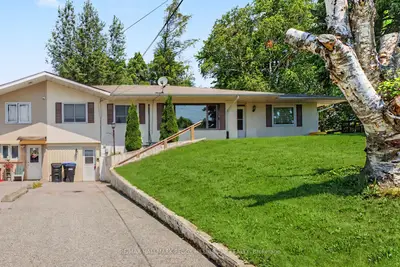 Semi-Detached in Bradford West Gwillimbury