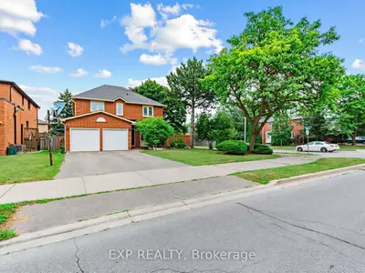 129 Franklin Avenue, Vaughan, On L4j 4x6