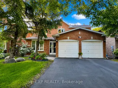Detached in Richmond Hill