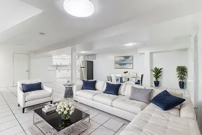 Detached in Markham