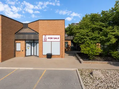 588 Edward Avenue 49 & 50, Richmond Hill, On L4c 9y6