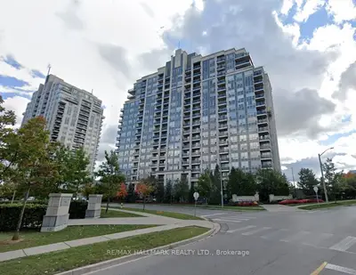 Condo Apartment in Vaughan