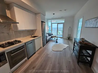 11750 W Ninth Line 625, Whitchurch-stouffville, On L4a 5g1