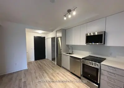 Condo Apartment in Newmarket